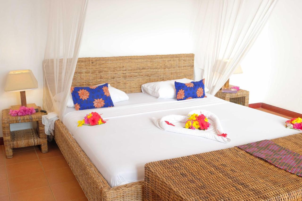 Albatross Ocean View Hotell Dongwe Exteriör bild