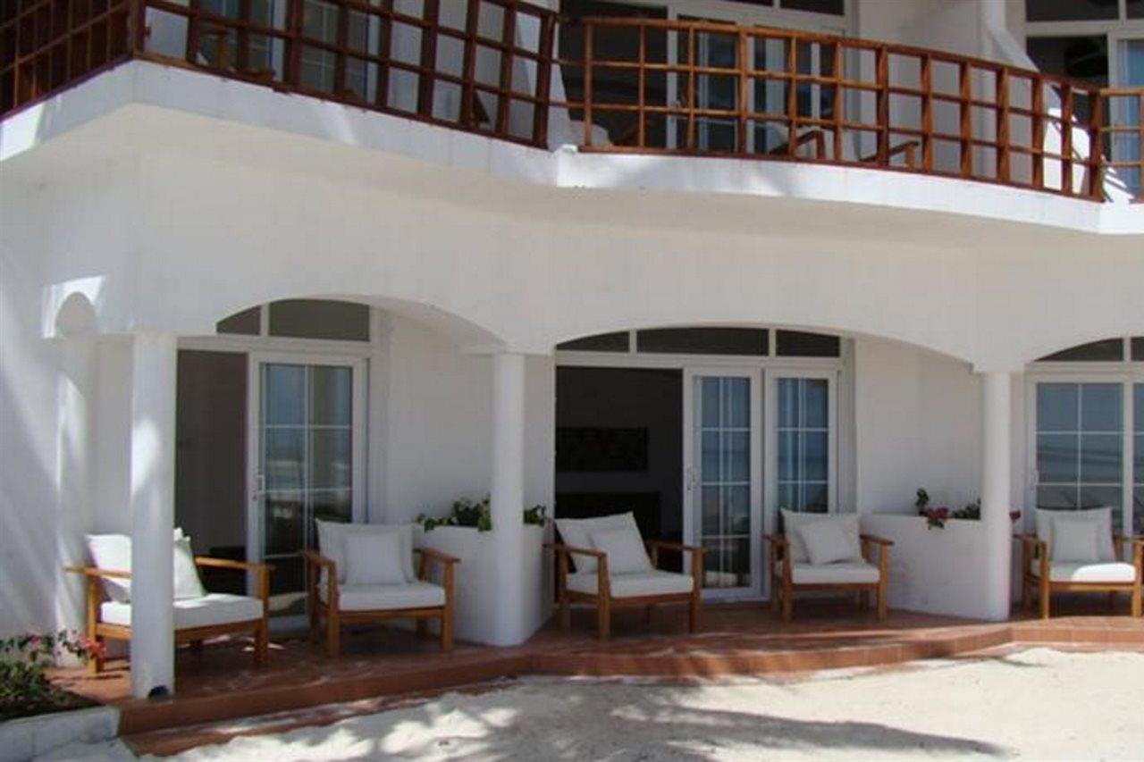Albatross Ocean View Hotell Dongwe Exteriör bild