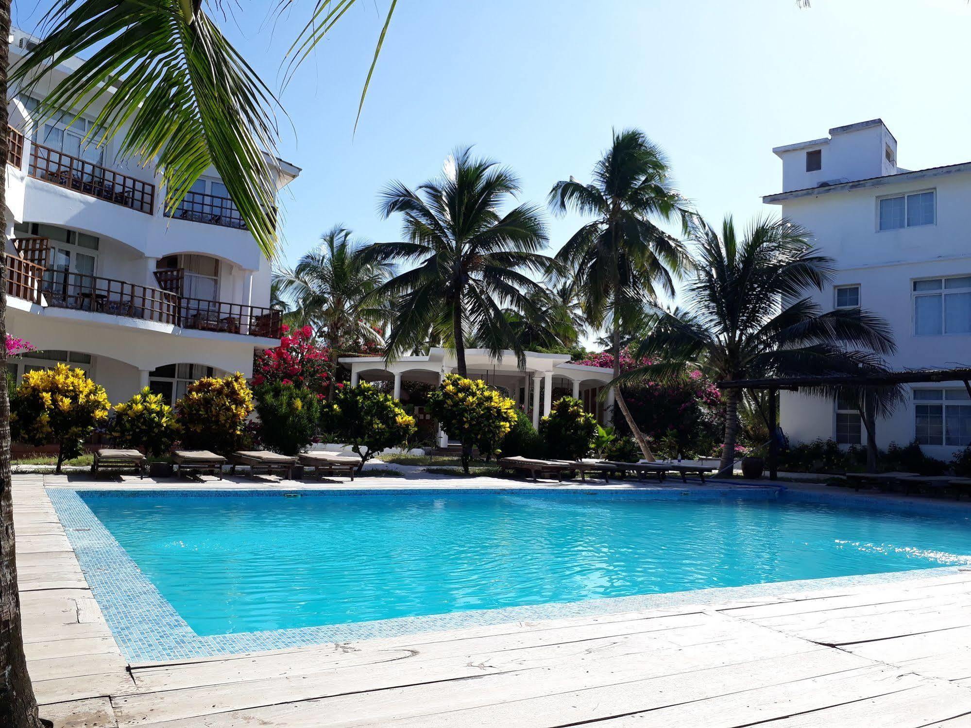 Albatross Ocean View Hotell Dongwe Exteriör bild